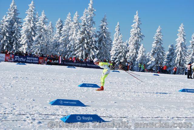 070 Anja Erzen